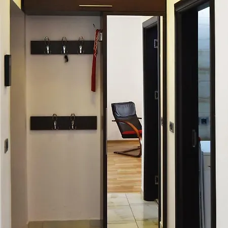 Apartment Hulu Isaran 85 *
